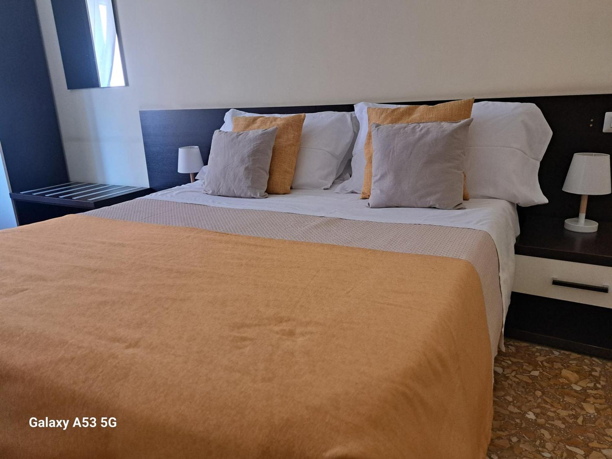 ローマ エコ B ＆ B マレラ Bed & Breakfast エクステリア 写真