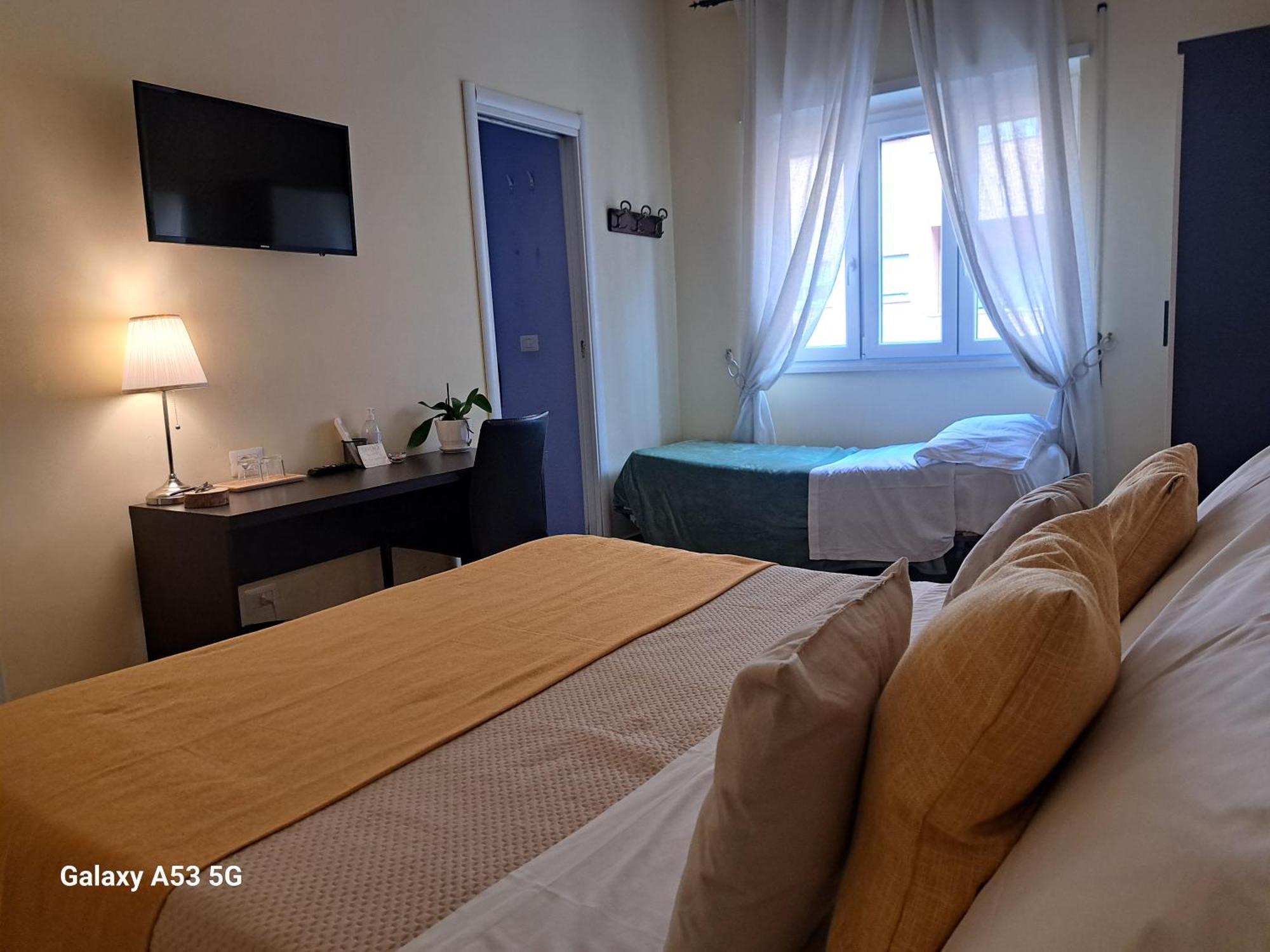 ローマ エコ B ＆ B マレラ Bed & Breakfast エクステリア 写真